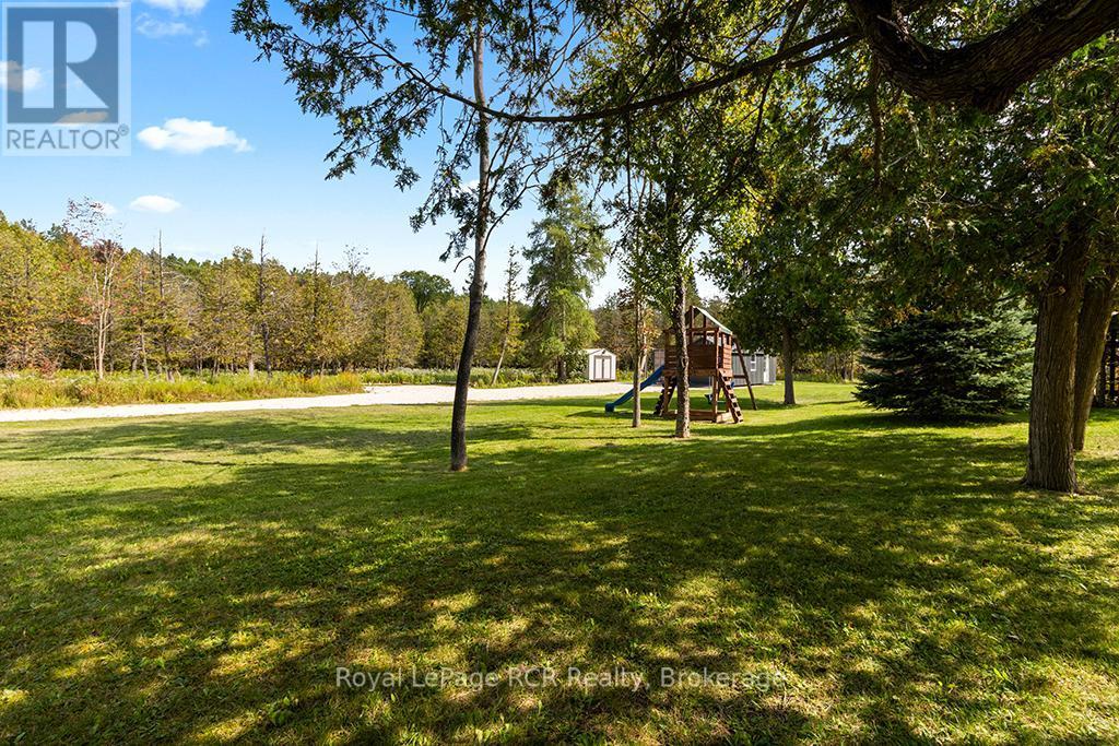 












282848 NORMANBY-BENTINCK TOWNLINE

,
West Grey,




Ontario
N0G1R0

