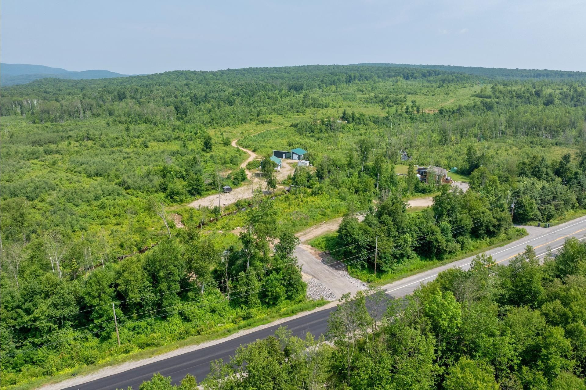 












Ch. des Quatre-Fourches

,
Lac-des-Écorces,







QC
J0W1H0

