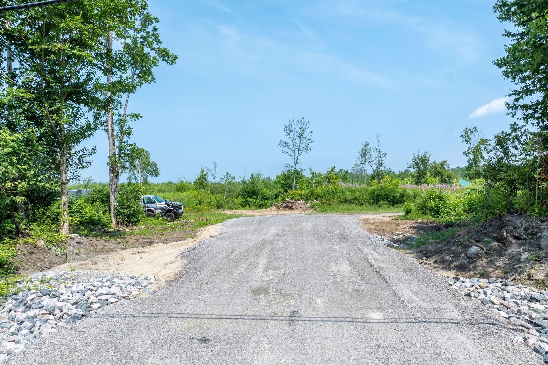 












Ch. des Quatre-Fourches

,
Lac-des-Écorces,







QC
J0W1H0

