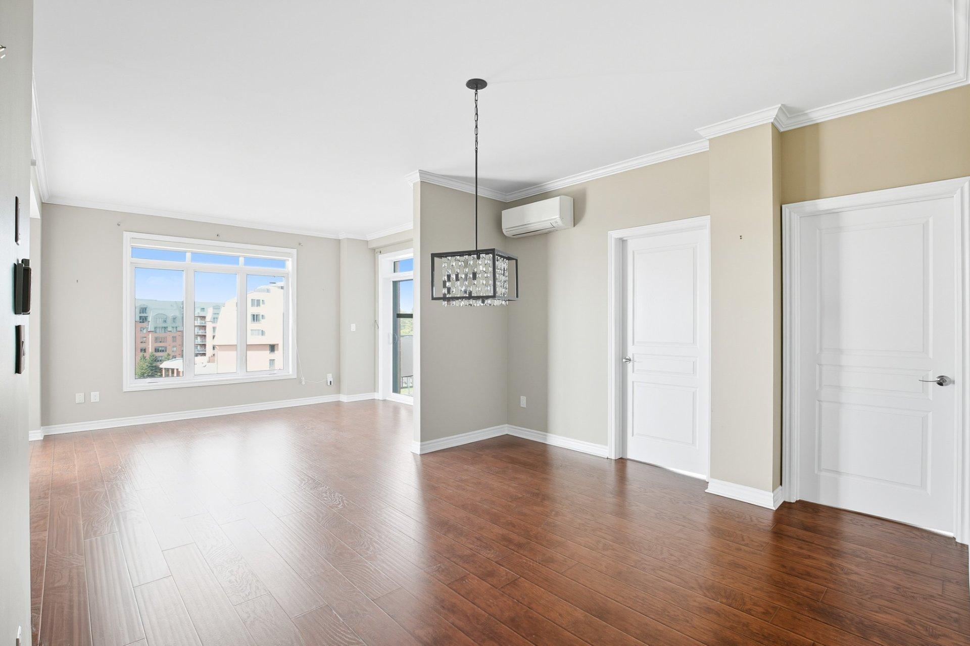 









1180


Ch. d'Aylmer

, 512,
Gatineau (Aylmer),




QC
J9H0G5

