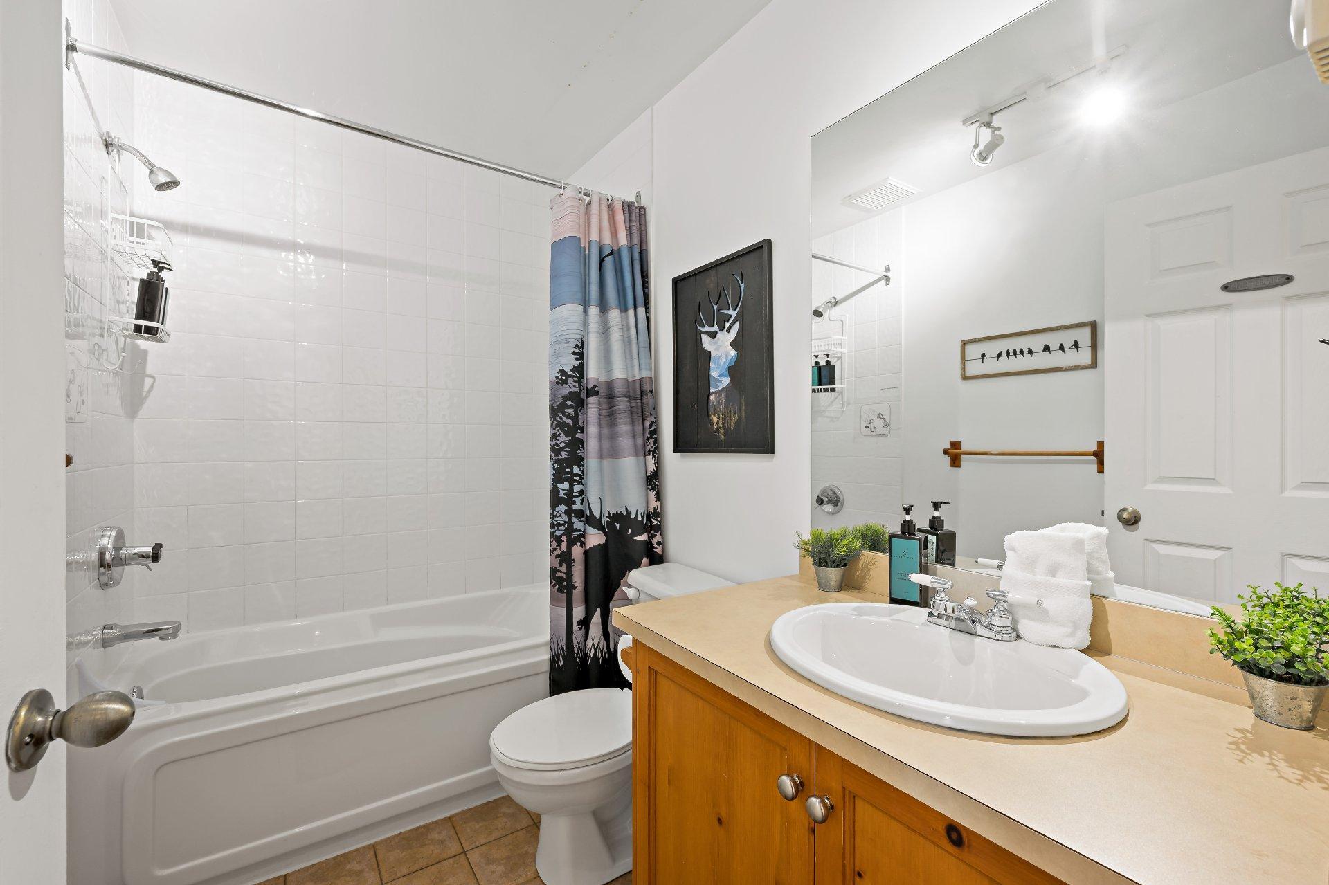 









197


Ch. de la Forêt

, 9,
Mont-Tremblant,




QC
J8E3K8

