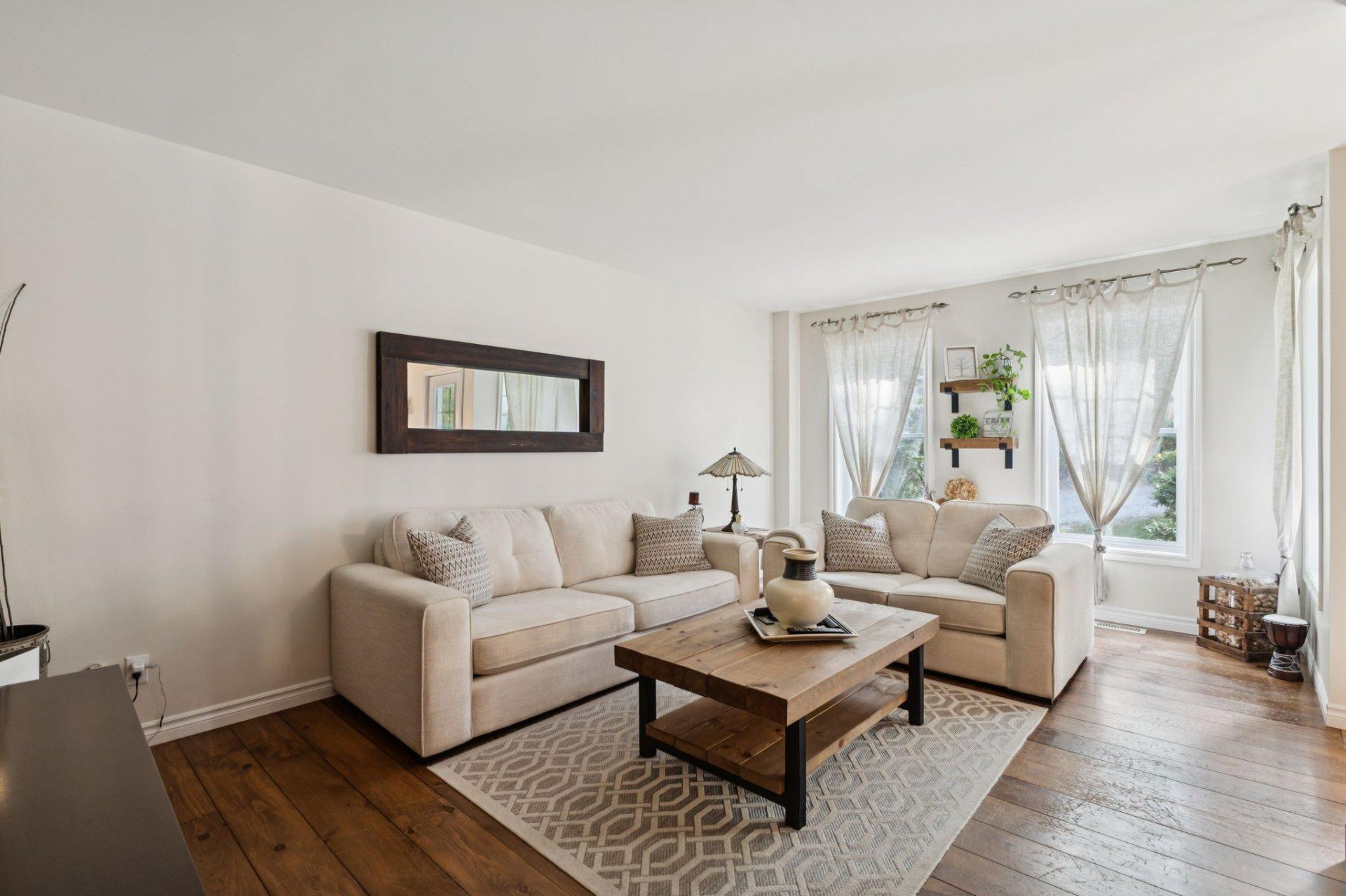 









27


Rue Degas

,
Cantley,




QC
J8V3L6

