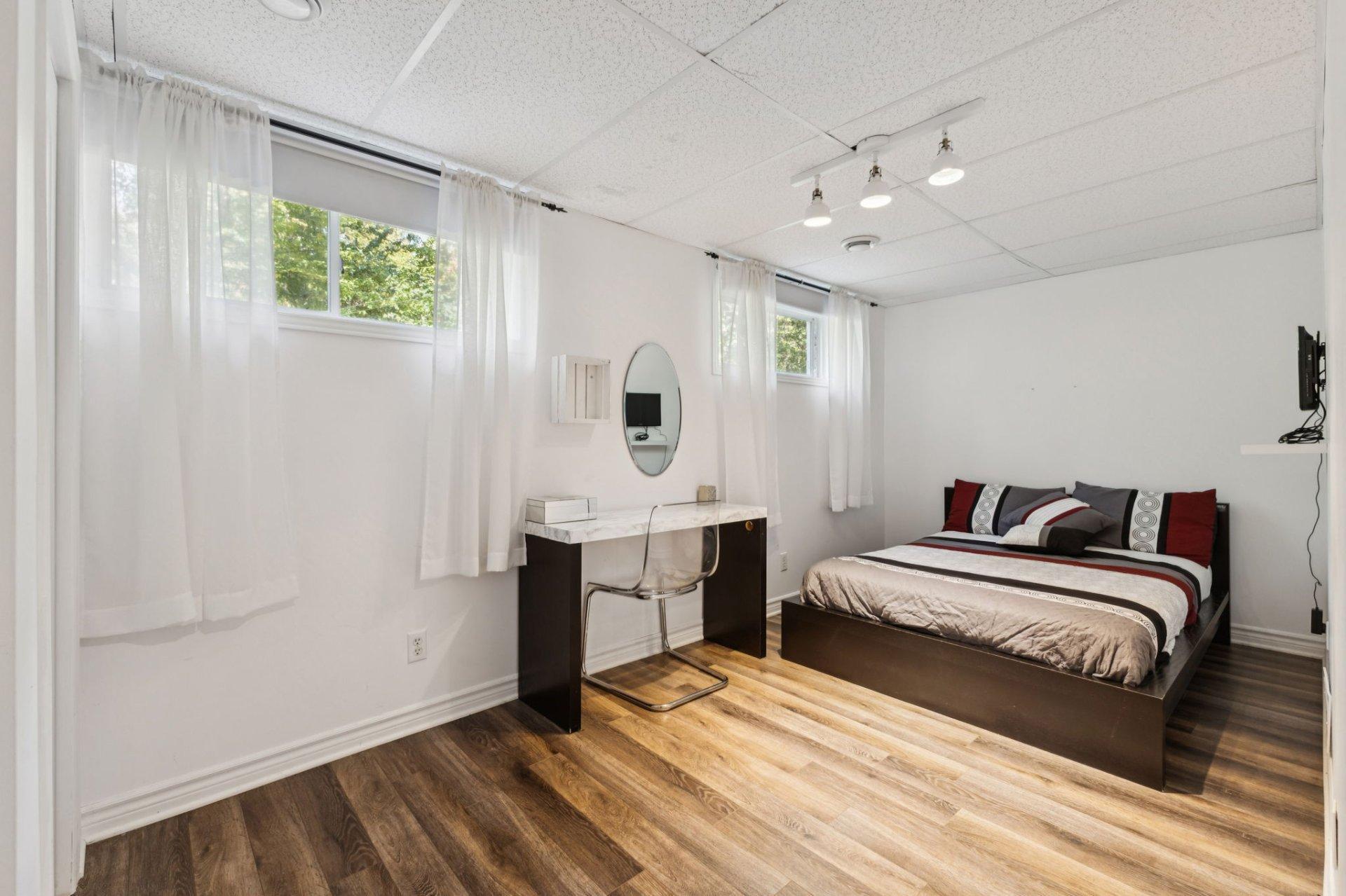 









27


Rue Degas

,
Cantley,




QC
J8V3L6

