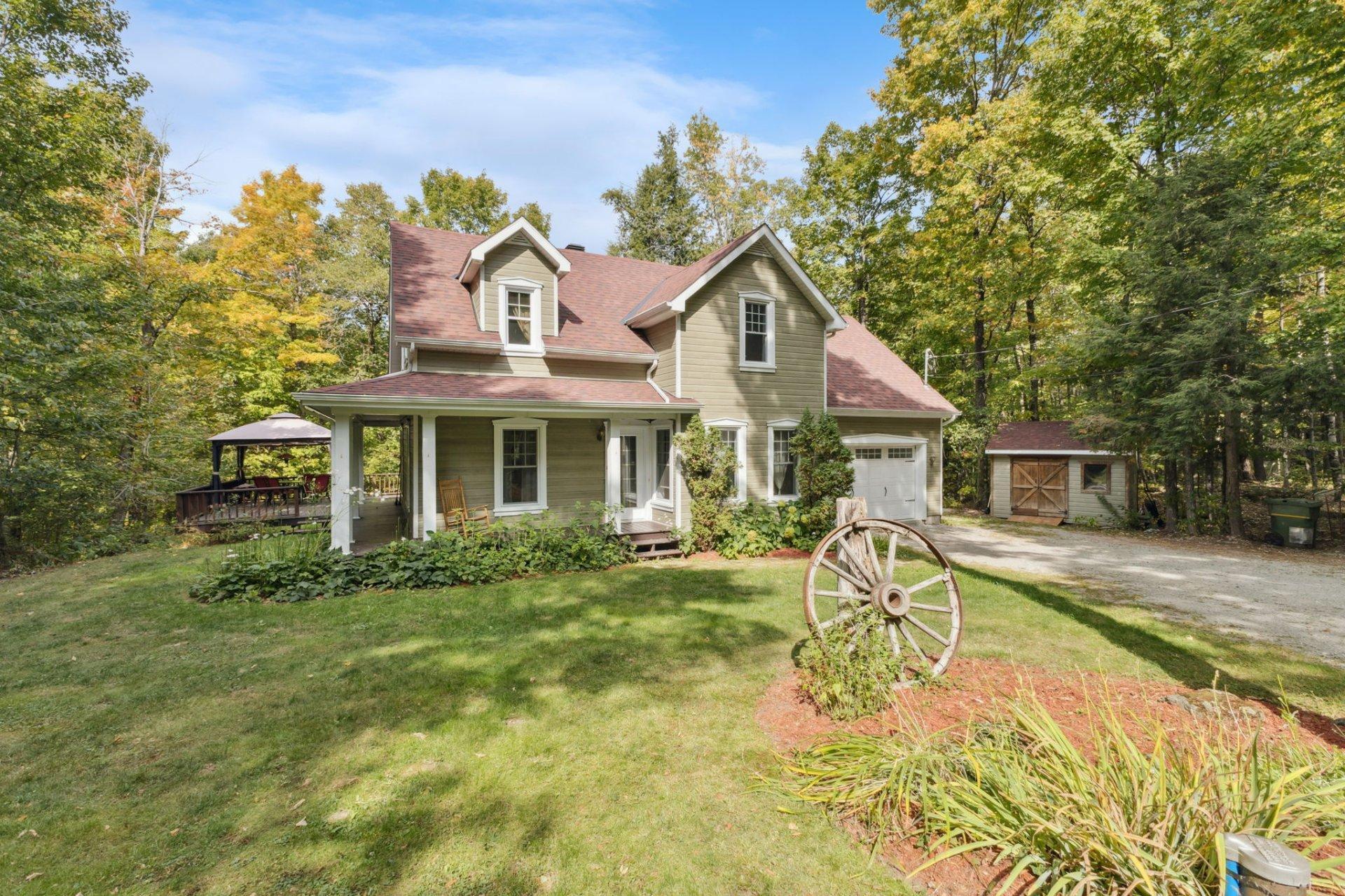 









27


Rue Degas

,
Cantley,




QC
J8V3L6

