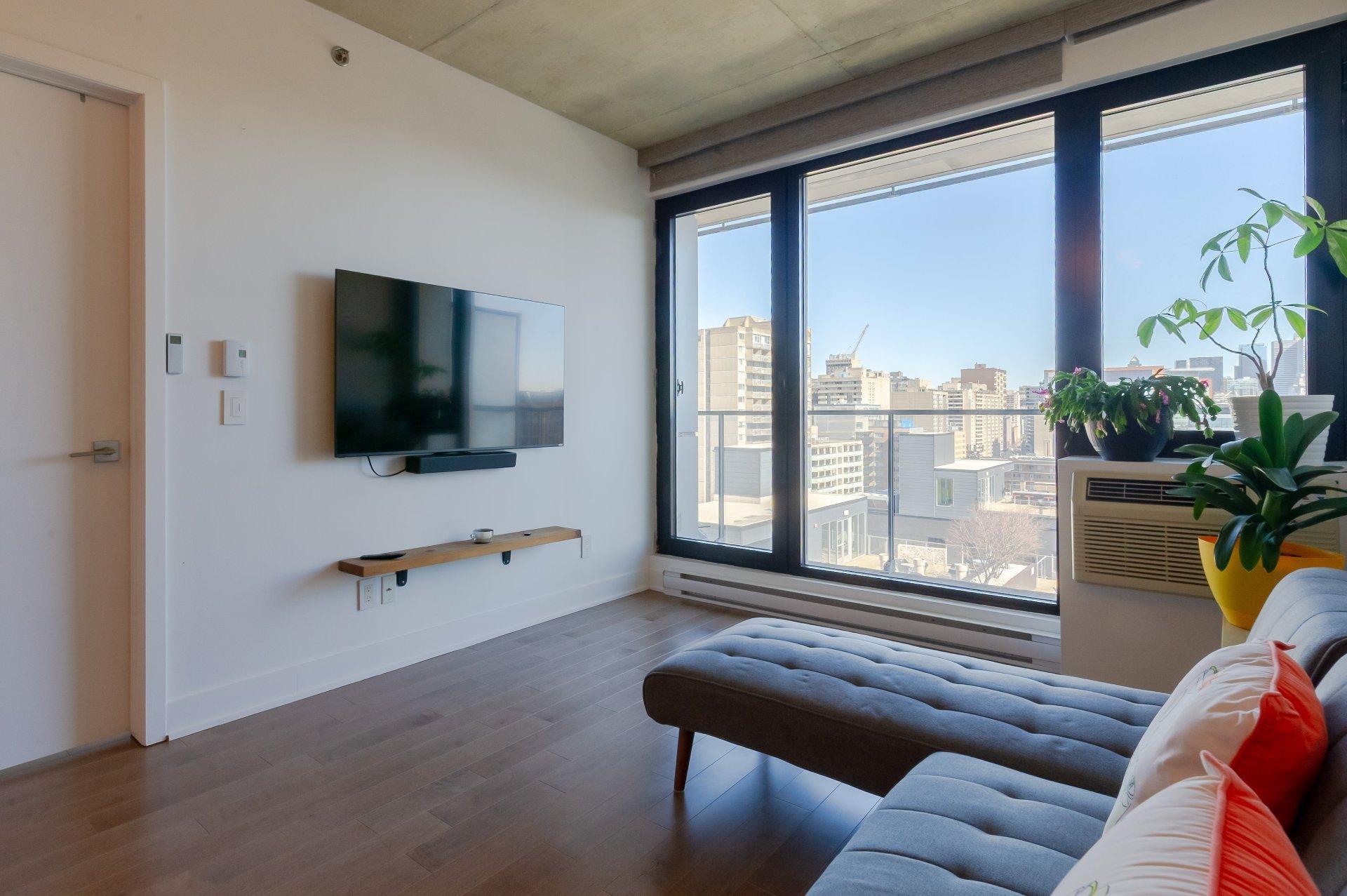 









1414


Rue Chomedey

, 1648,
Montréal (Ville-Marie),




QC
H3H0A2

