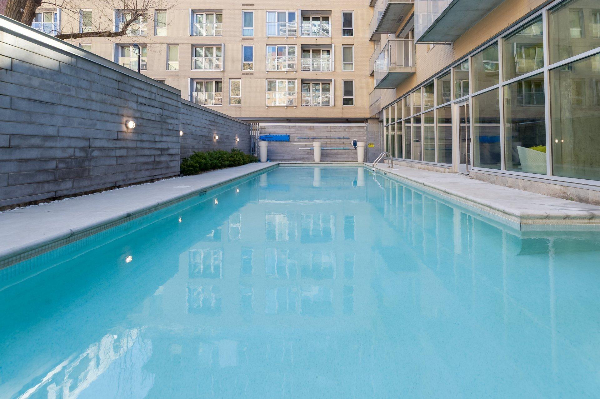 









1414


Rue Chomedey

, 1648,
Montréal (Ville-Marie),




QC
H3H0A2

