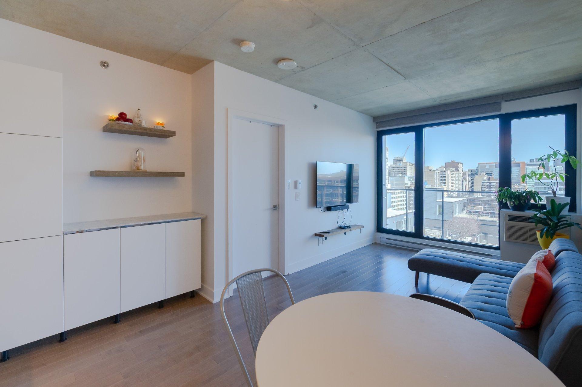









1414


Rue Chomedey

, 1648,
Montréal (Ville-Marie),




QC
H3H0A2


