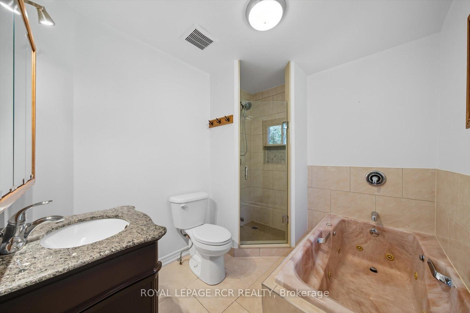 









1637


15

Side Road,
New Tecumseth,




ON
L0G 1W0

