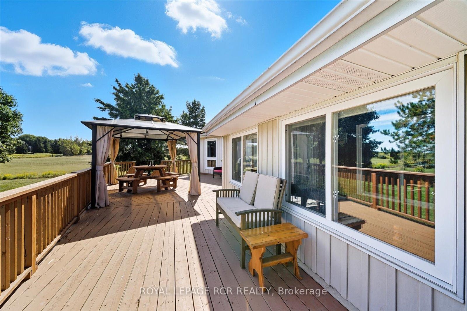 









1637


15

Side Road,
New Tecumseth,




ON
L0G 1W0

