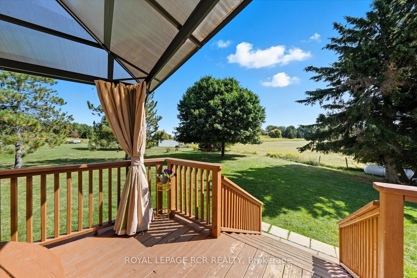 









1637


15

Side Road,
New Tecumseth,




ON
L0G 1W0

