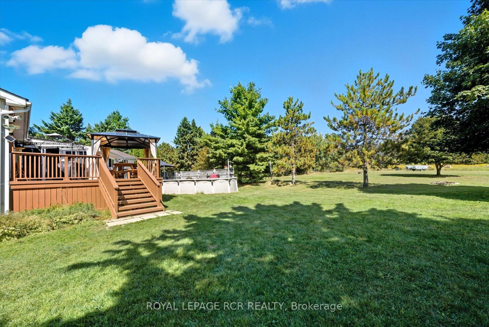 









1637


15

Side Road,
New Tecumseth,




ON
L0G 1W0

