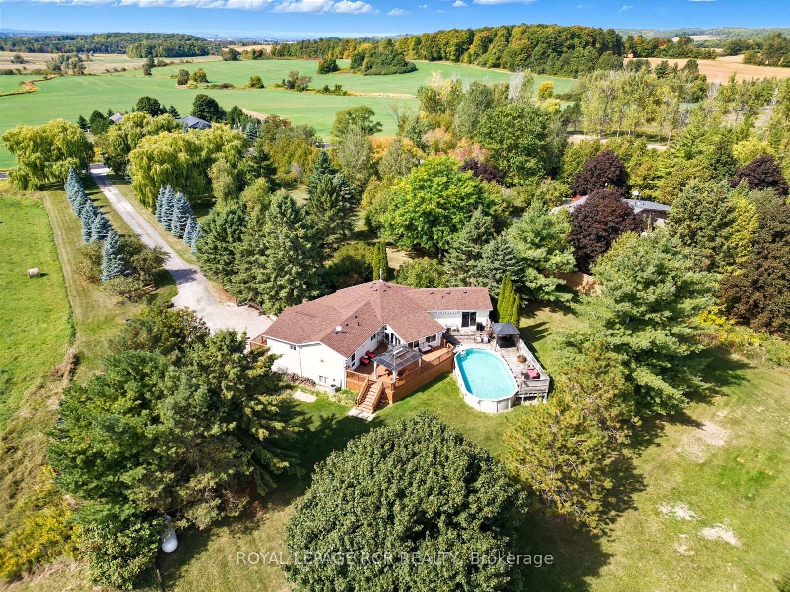 









1637


15

Side Road,
New Tecumseth,




ON
L0G 1W0


