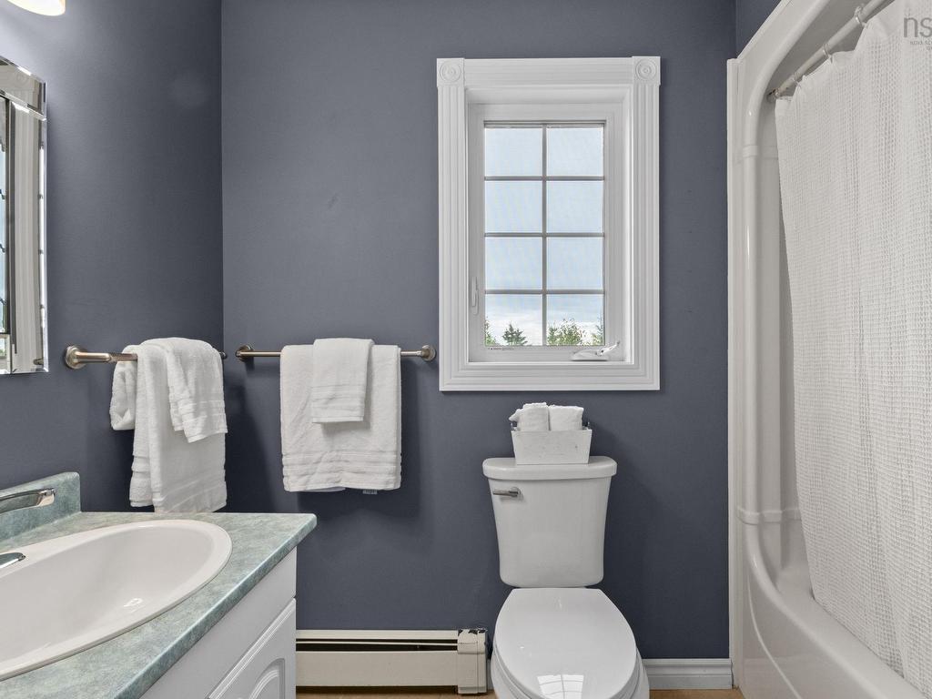 












12 Crystal Hill

,
Sambro Head,




NS
B3V 1N1


