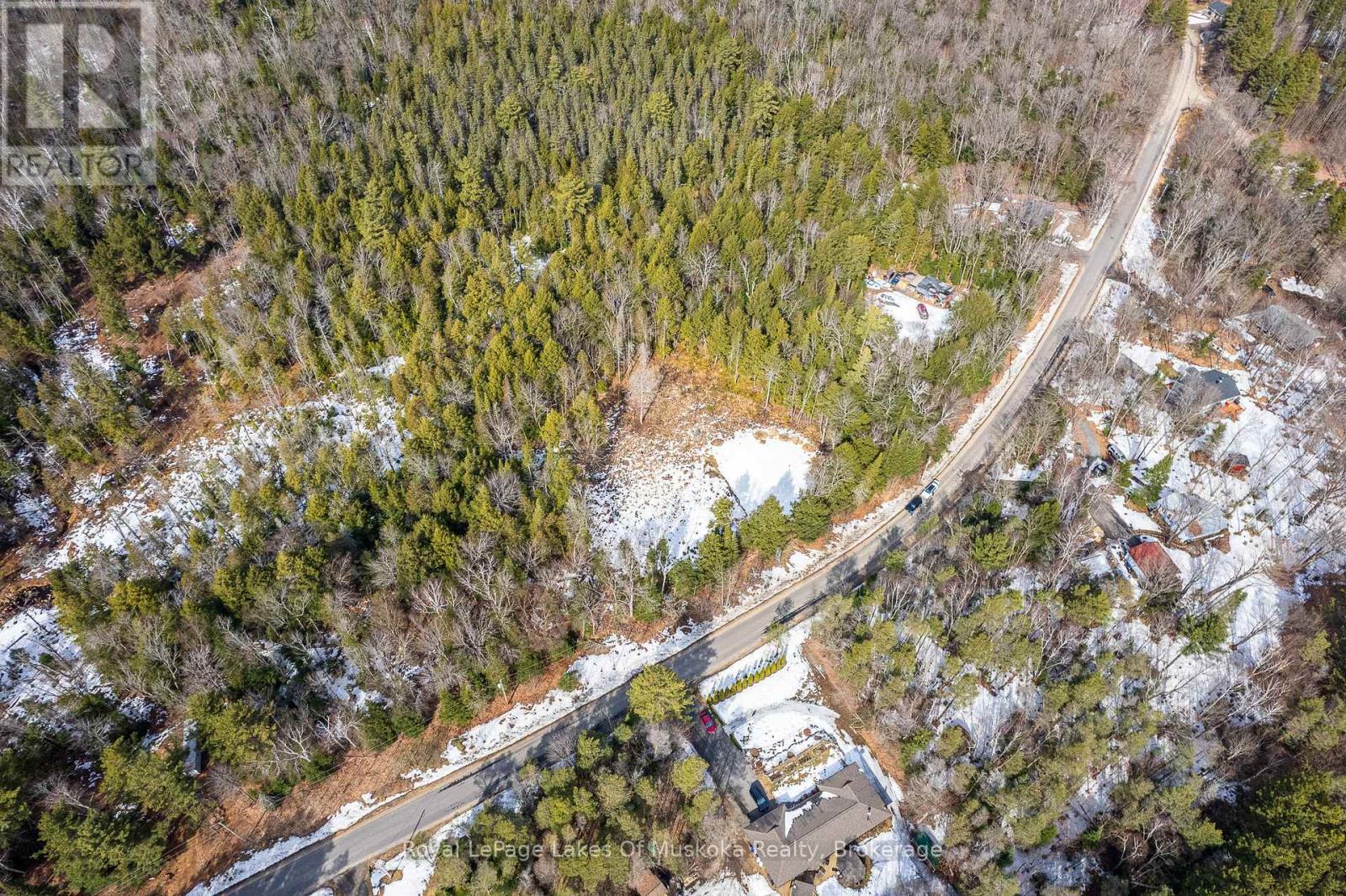 












PART LOT 4

,
Muskoka Lakes (Watt),







Ontario
P0B1M0

