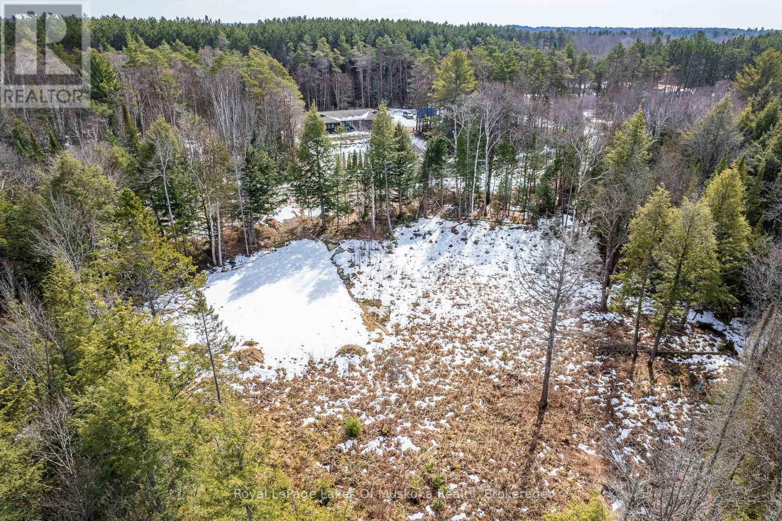 












PART LOT 4

,
Muskoka Lakes (Watt),







Ontario
P0B1M0


