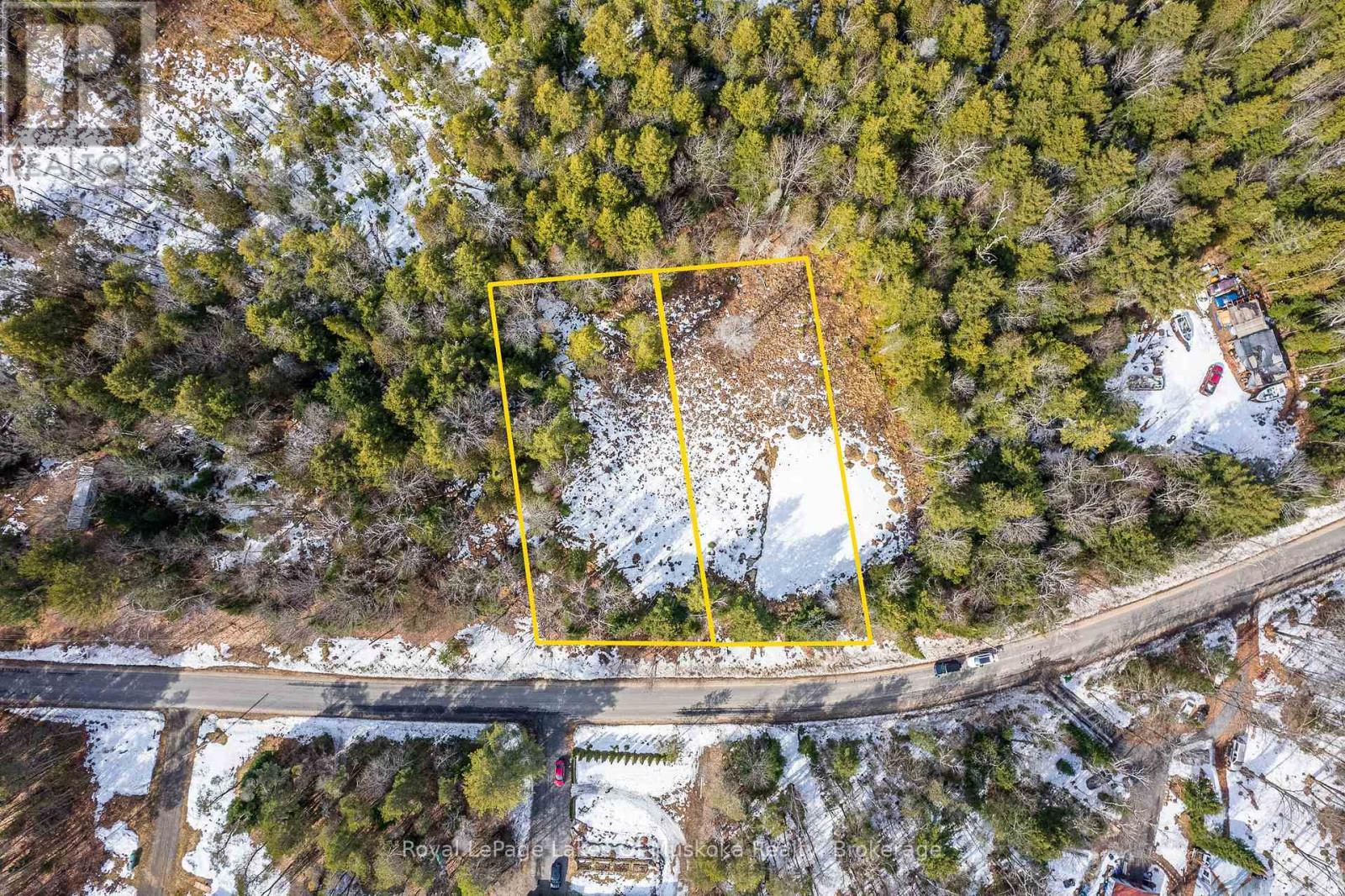 












PART LOT 4

,
Muskoka Lakes (Watt),







Ontario
P0B1M0

