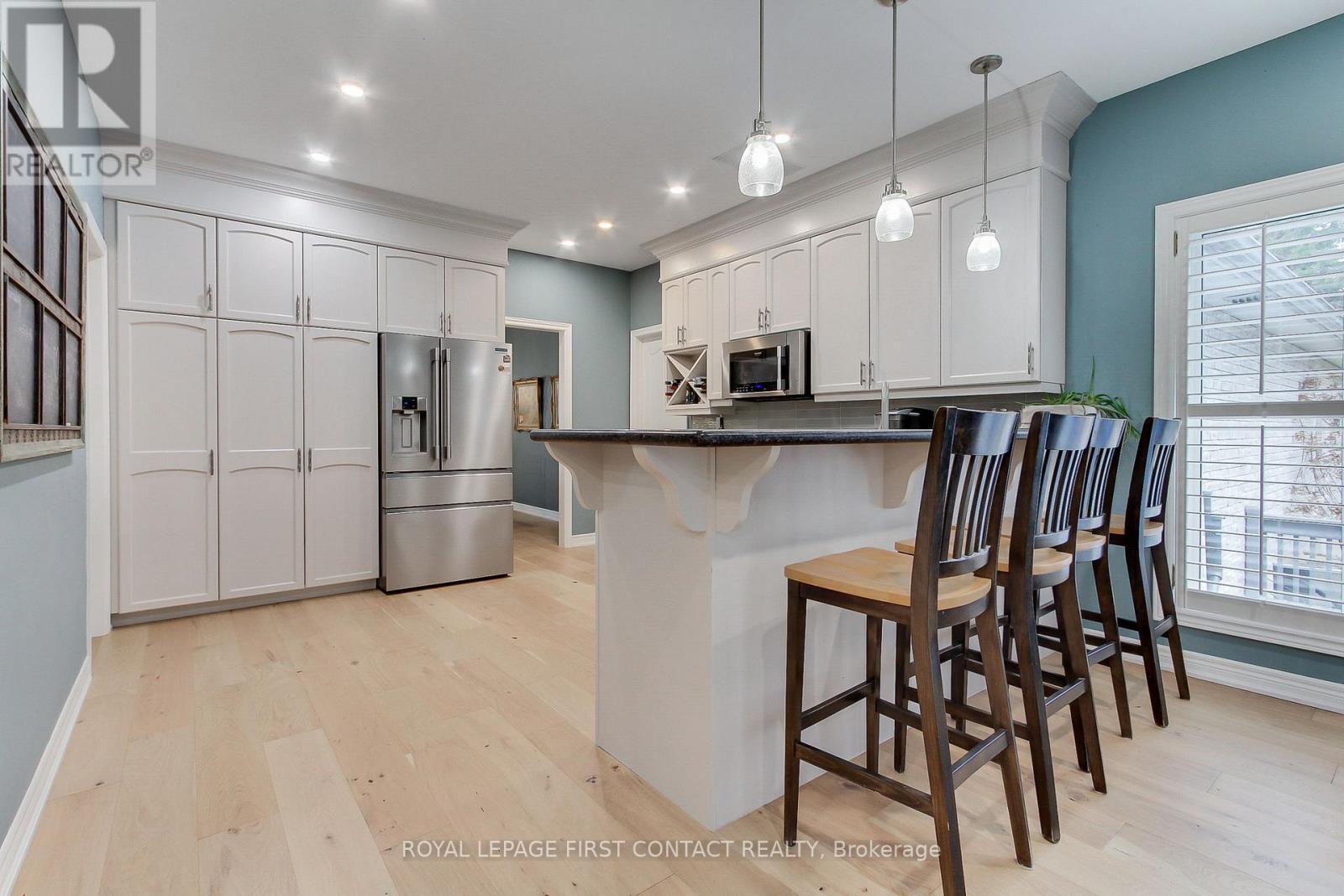 












8 PELOSI WAY

,
East Gwillimbury,




Ontario
L0G1M0

