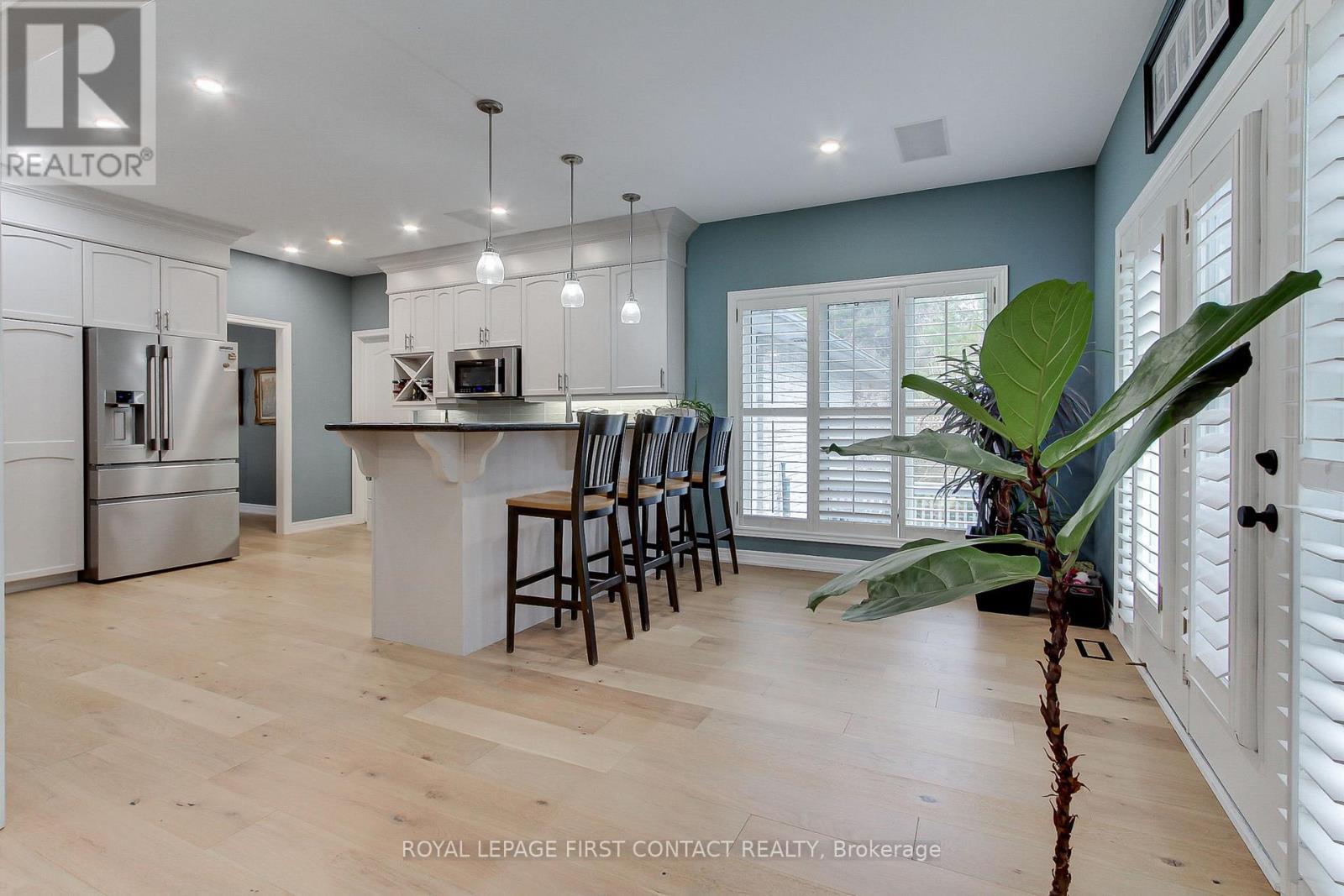 












8 PELOSI WAY

,
East Gwillimbury,




Ontario
L0G1M0

