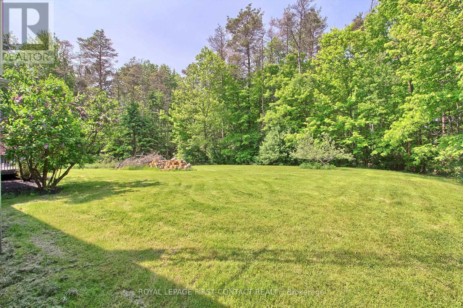 












8 PELOSI WAY

,
East Gwillimbury,




Ontario
L0G1M0

