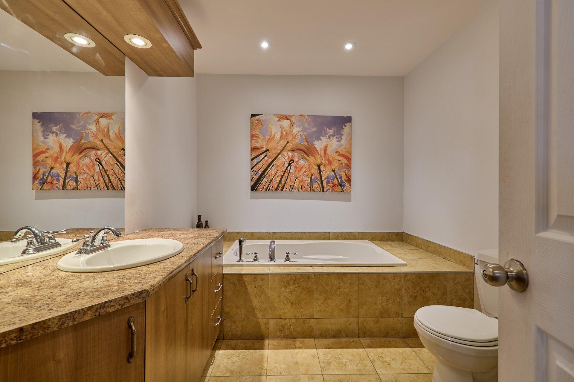 









59

 - 61


23e Avenue

,
Saint-Hippolyte,




QC
J8A1H8

