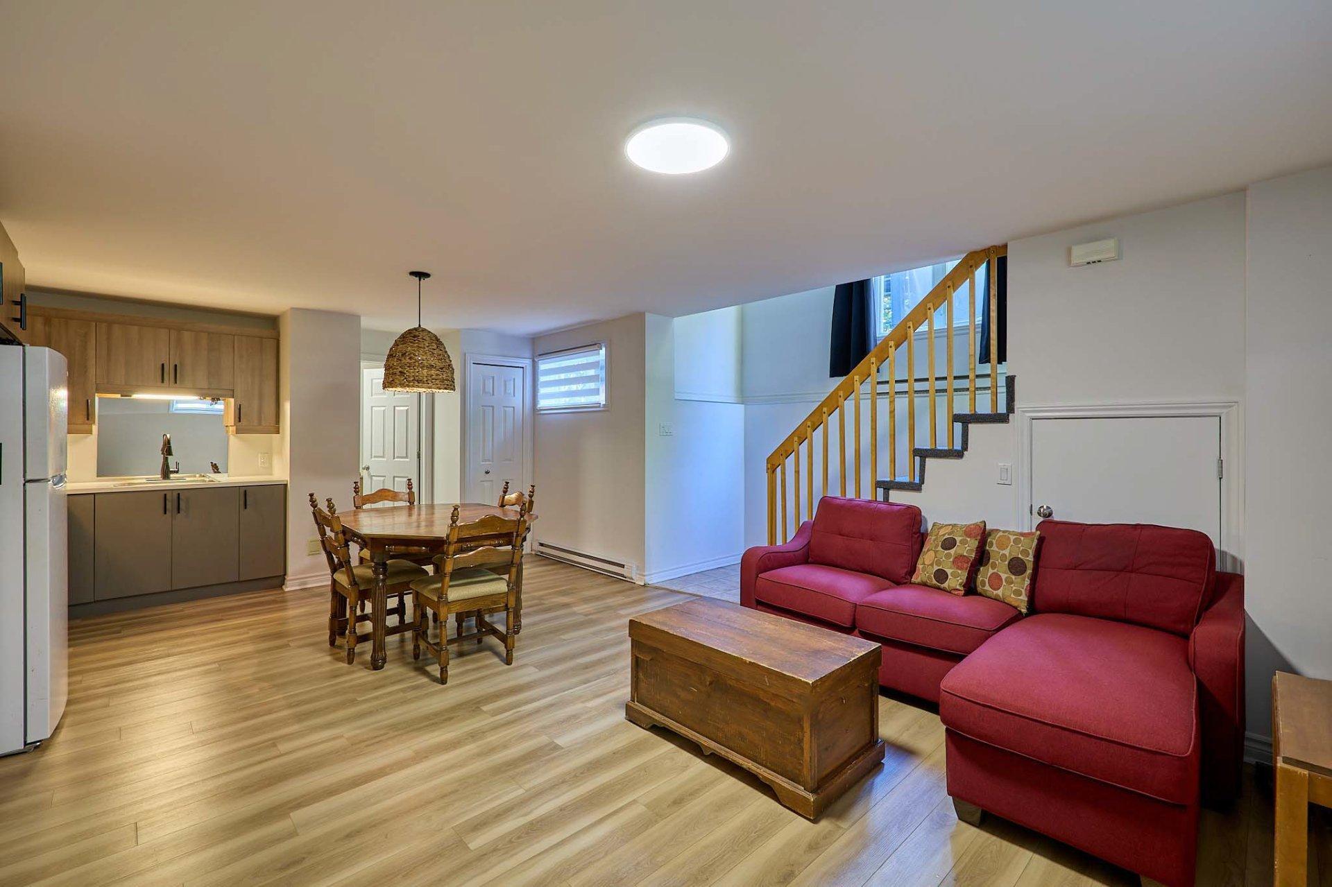 









59

 - 61


23e Avenue

,
Saint-Hippolyte,




QC
J8A1H8

