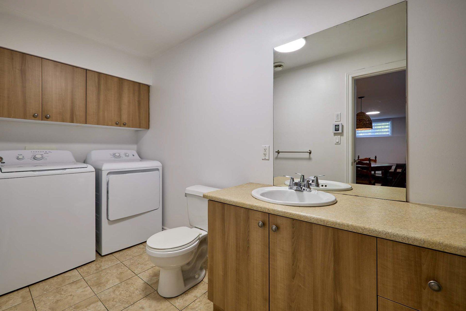 









59

 - 61


23e Avenue

,
Saint-Hippolyte,




QC
J8A1H8

