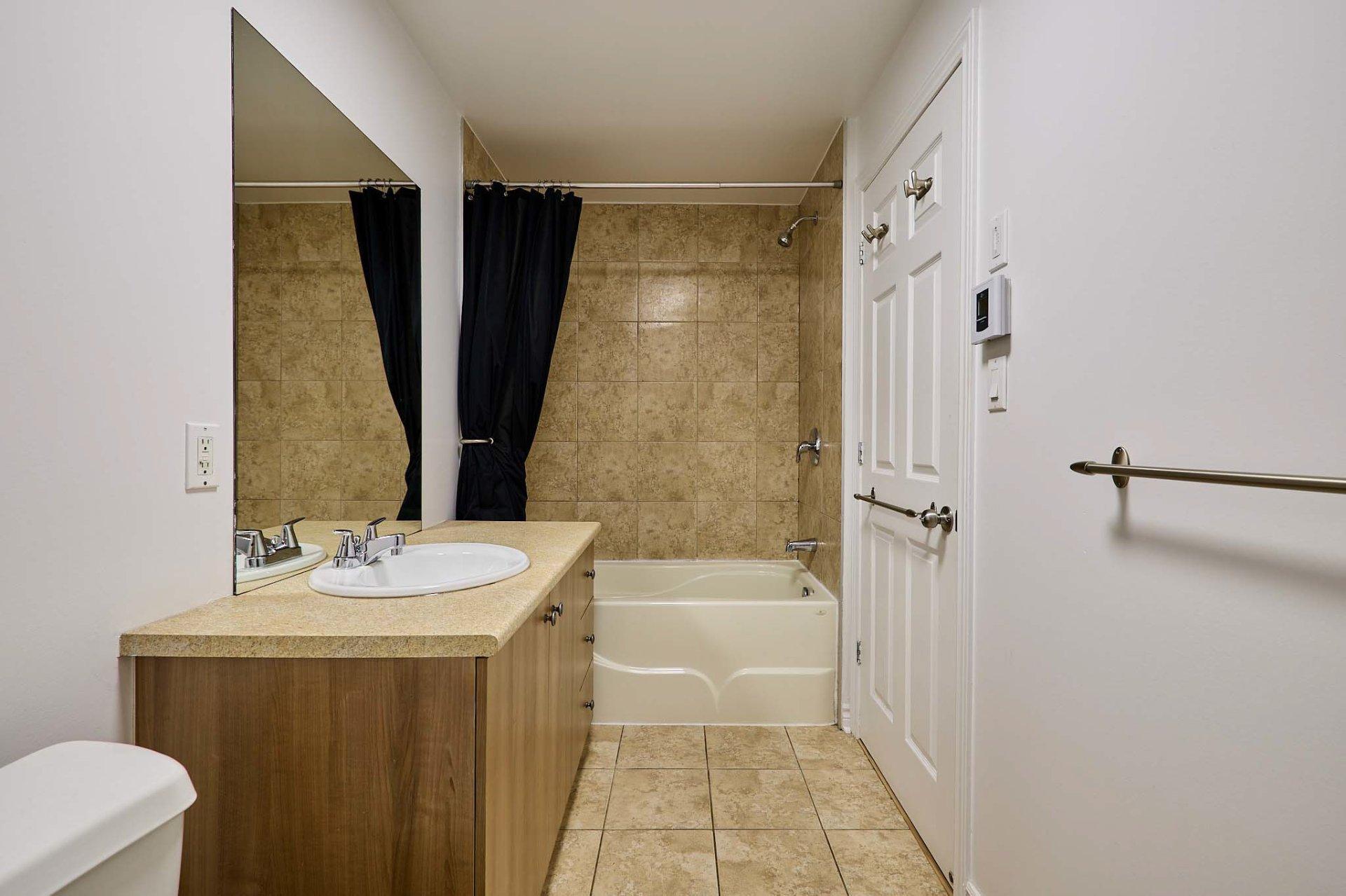 









59

 - 61


23e Avenue

,
Saint-Hippolyte,




QC
J8A1H8

