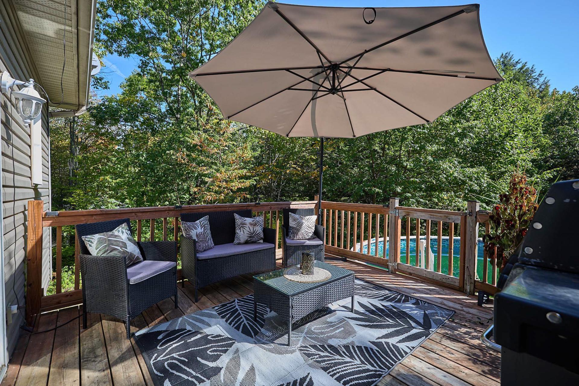 









59

 - 61


23e Avenue

,
Saint-Hippolyte,




QC
J8A1H8

