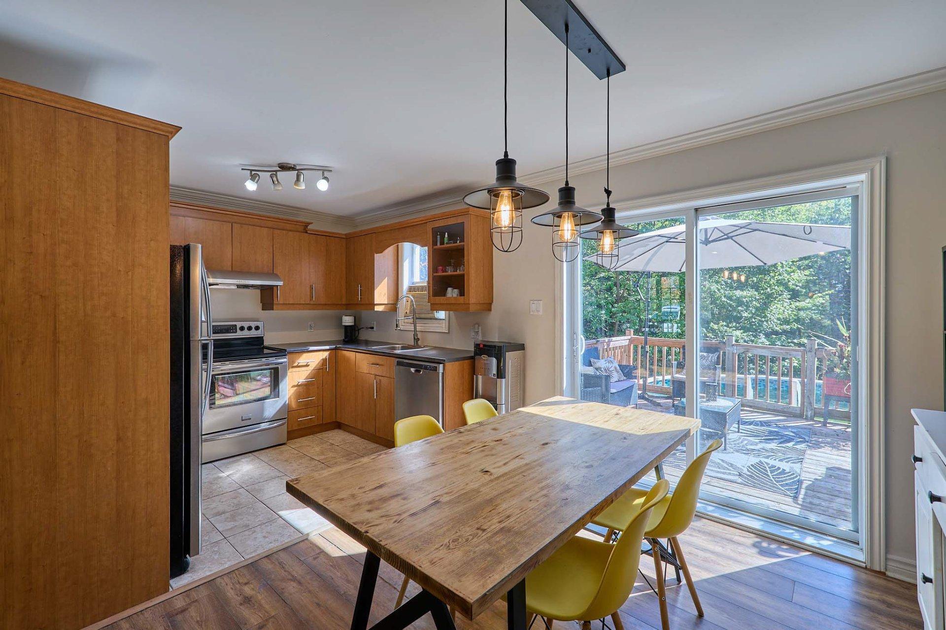 









59

 - 61


23e Avenue

,
Saint-Hippolyte,




QC
J8A1H8

