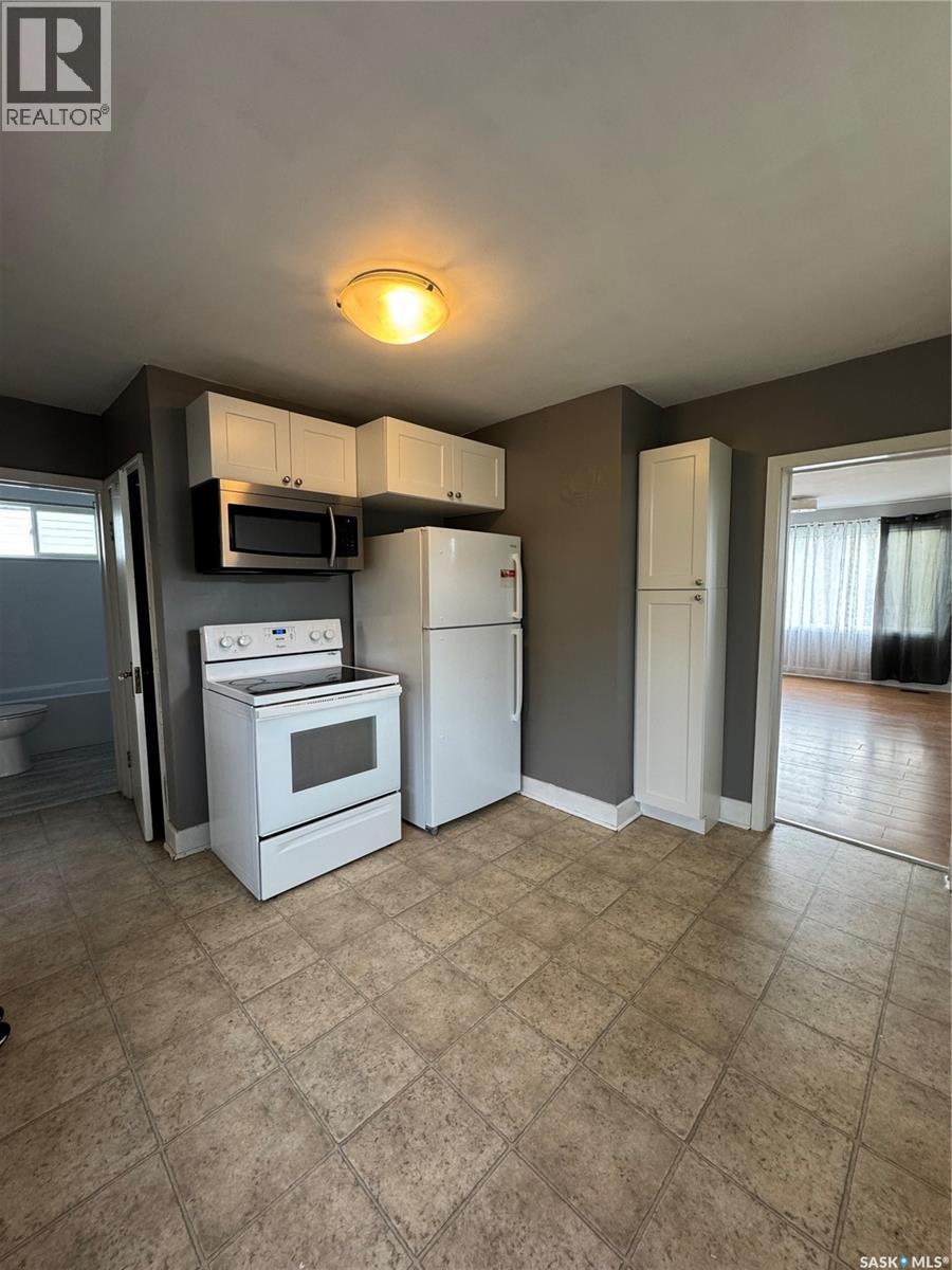 












529 Albert STREET

,
Hudson Bay,




Saskatchewan
S0E0Y0

