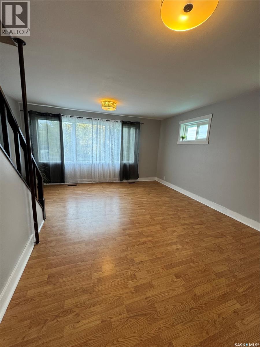 












529 Albert STREET

,
Hudson Bay,




Saskatchewan
S0E0Y0

