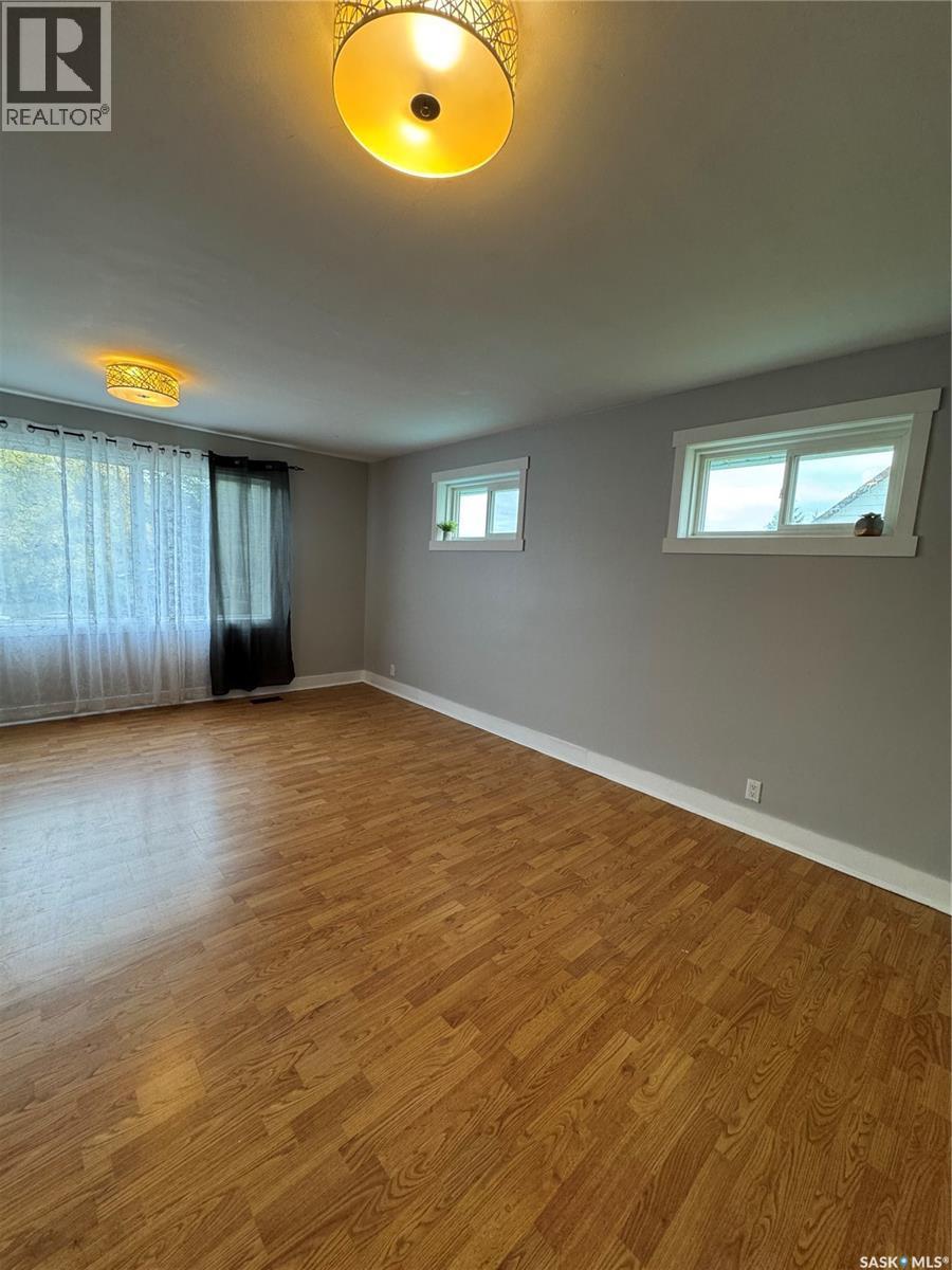 












529 Albert STREET

,
Hudson Bay,




Saskatchewan
S0E0Y0

