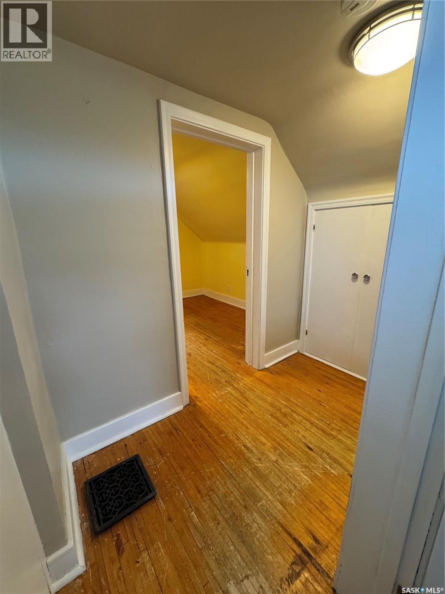 












529 Albert STREET

,
Hudson Bay,




Saskatchewan
S0E0Y0

