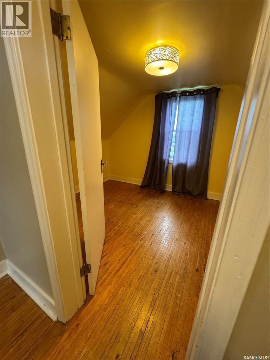 












529 Albert STREET

,
Hudson Bay,




Saskatchewan
S0E0Y0

