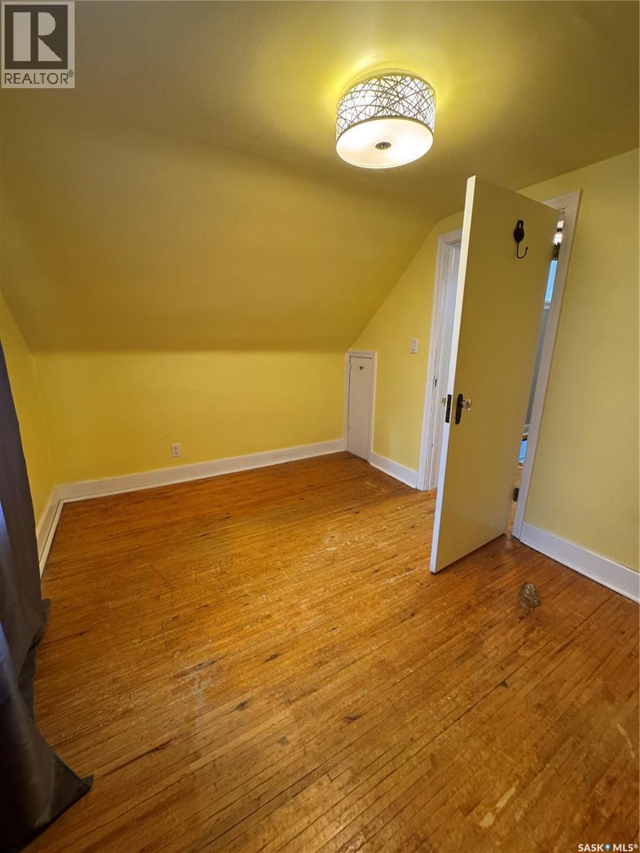 












529 Albert STREET

,
Hudson Bay,




Saskatchewan
S0E0Y0

