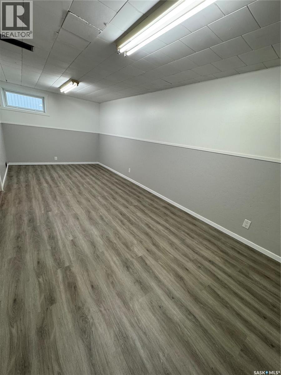 












529 Albert STREET

,
Hudson Bay,




Saskatchewan
S0E0Y0

