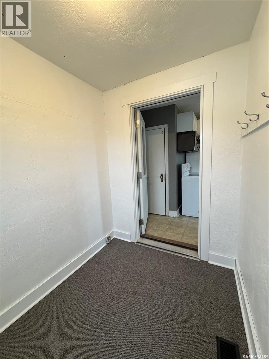 












529 Albert STREET

,
Hudson Bay,




Saskatchewan
S0E0Y0

