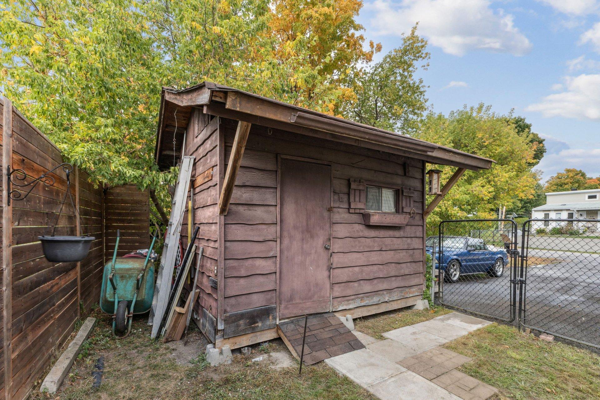 









21


Rue Poirier

,
Gatineau (Gatineau),




QC
J8V1A7

