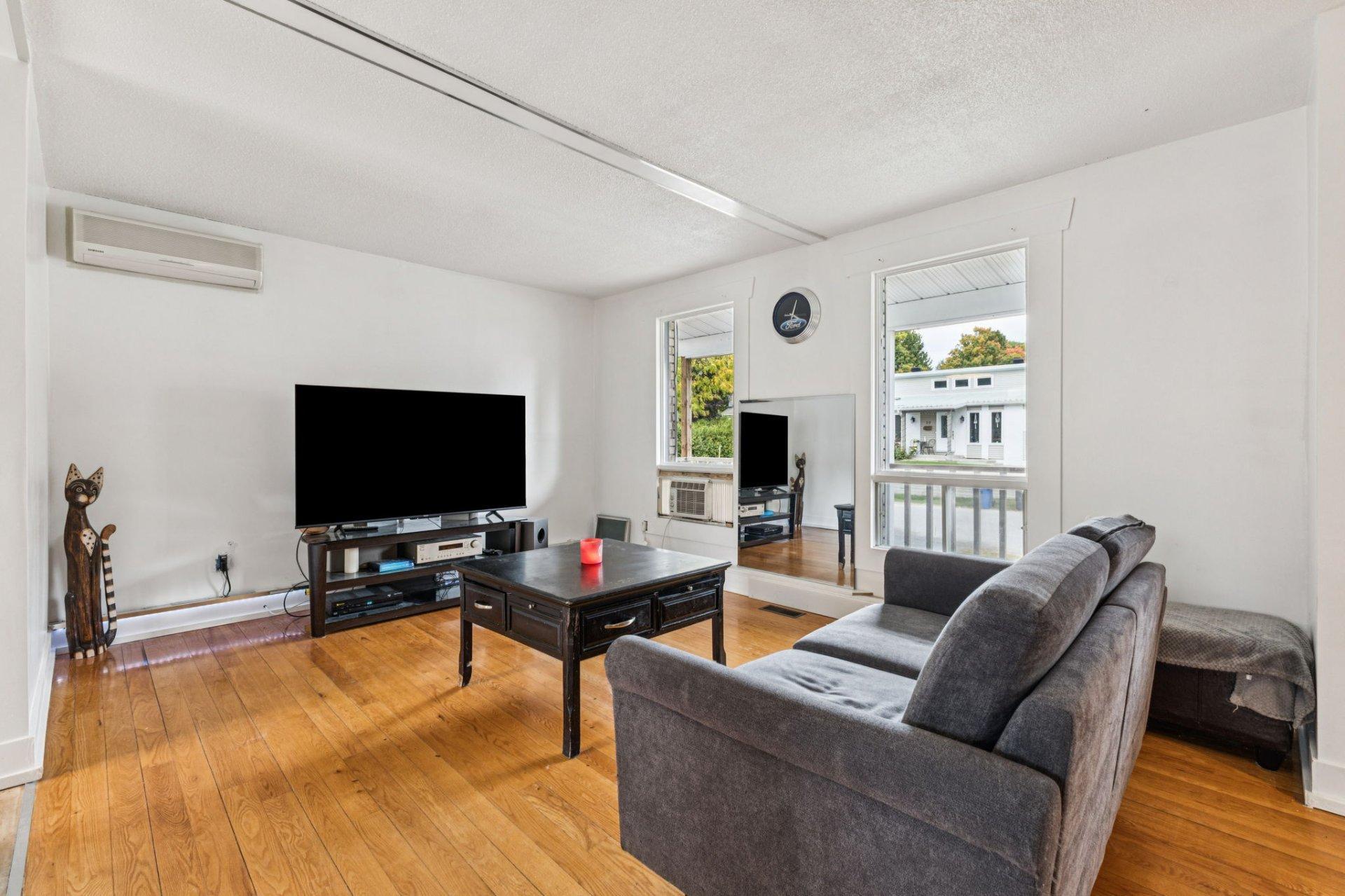 









21


Rue Poirier

,
Gatineau (Gatineau),




QC
J8V1A7

