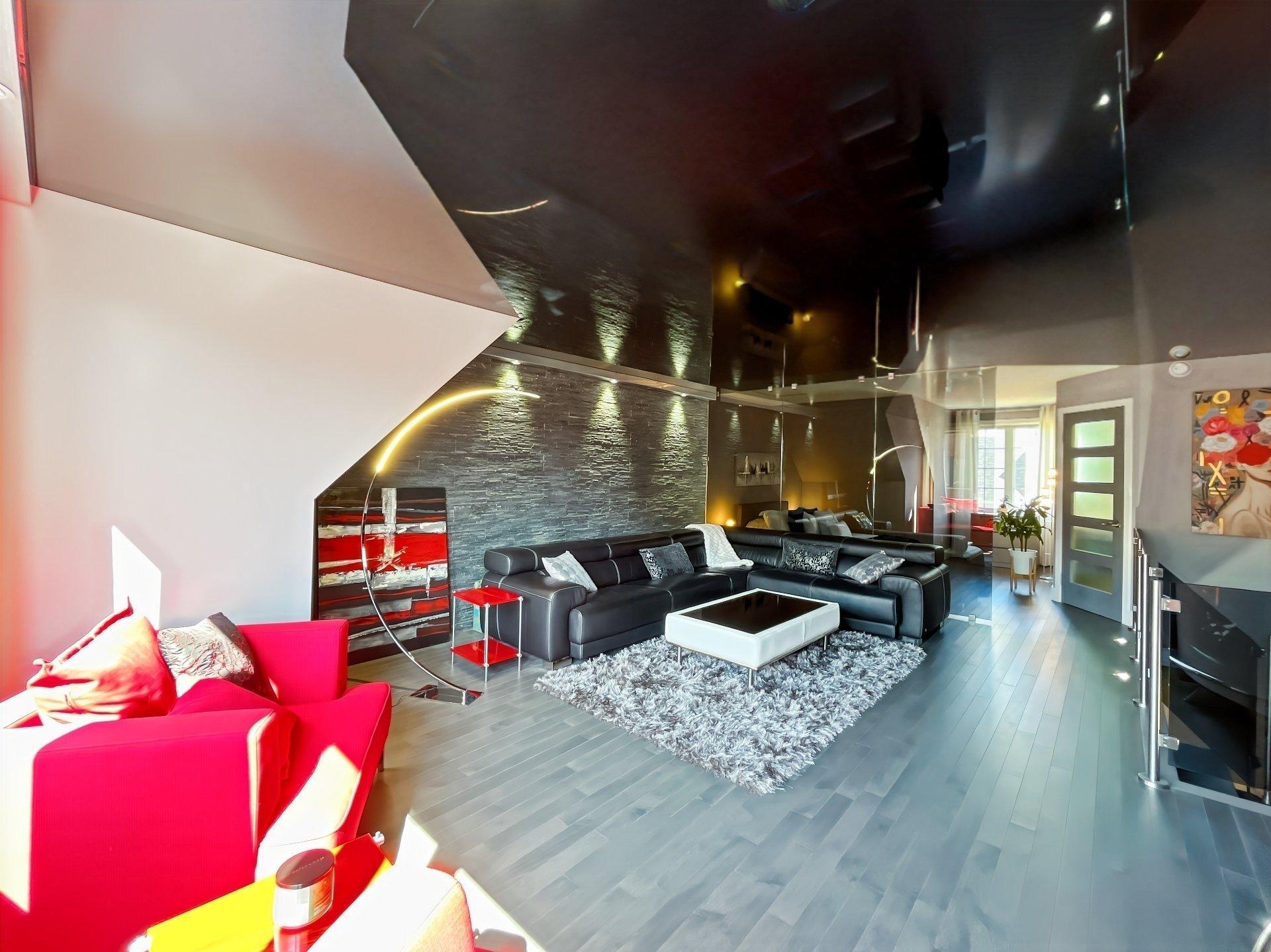 









2654


Av. Ernest-Hemingway

,
Montréal (Saint-Laurent),




QC
H4R3E7

