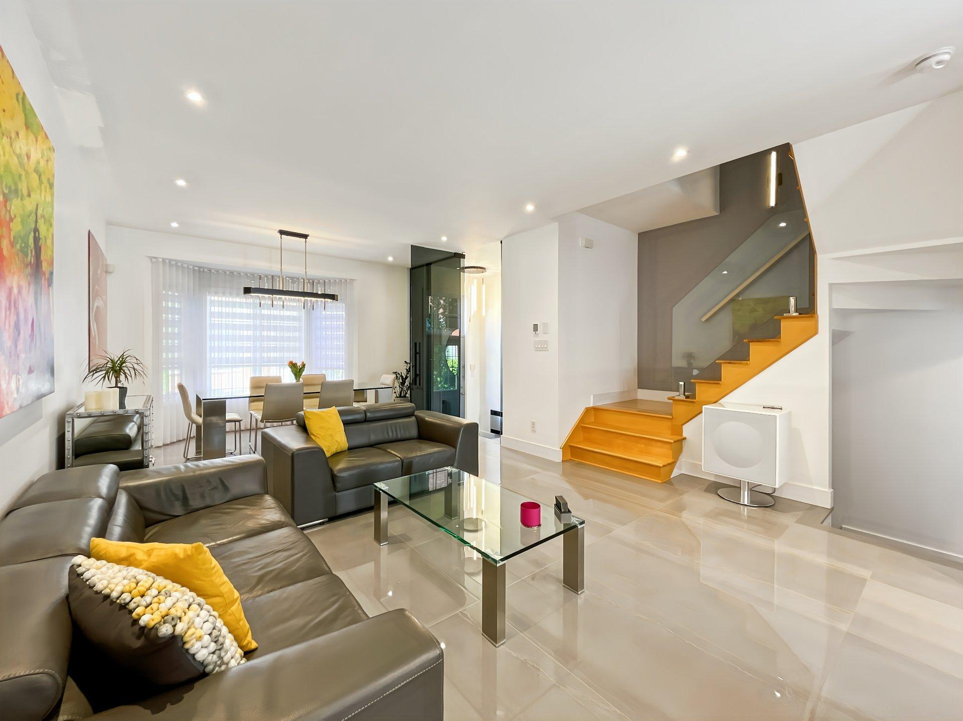 









2654


Av. Ernest-Hemingway

,
Montréal (Saint-Laurent),




QC
H4R3E7

