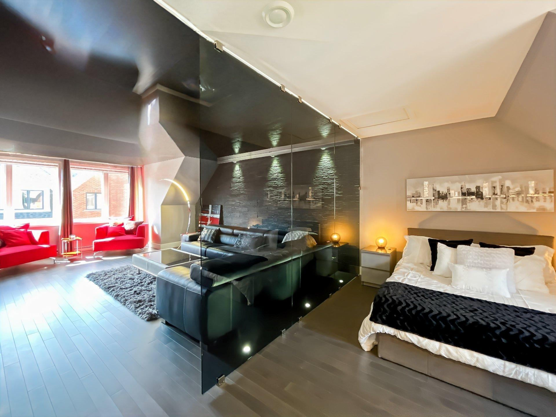 









2654


Av. Ernest-Hemingway

,
Montréal (Saint-Laurent),




QC
H4R3E7


