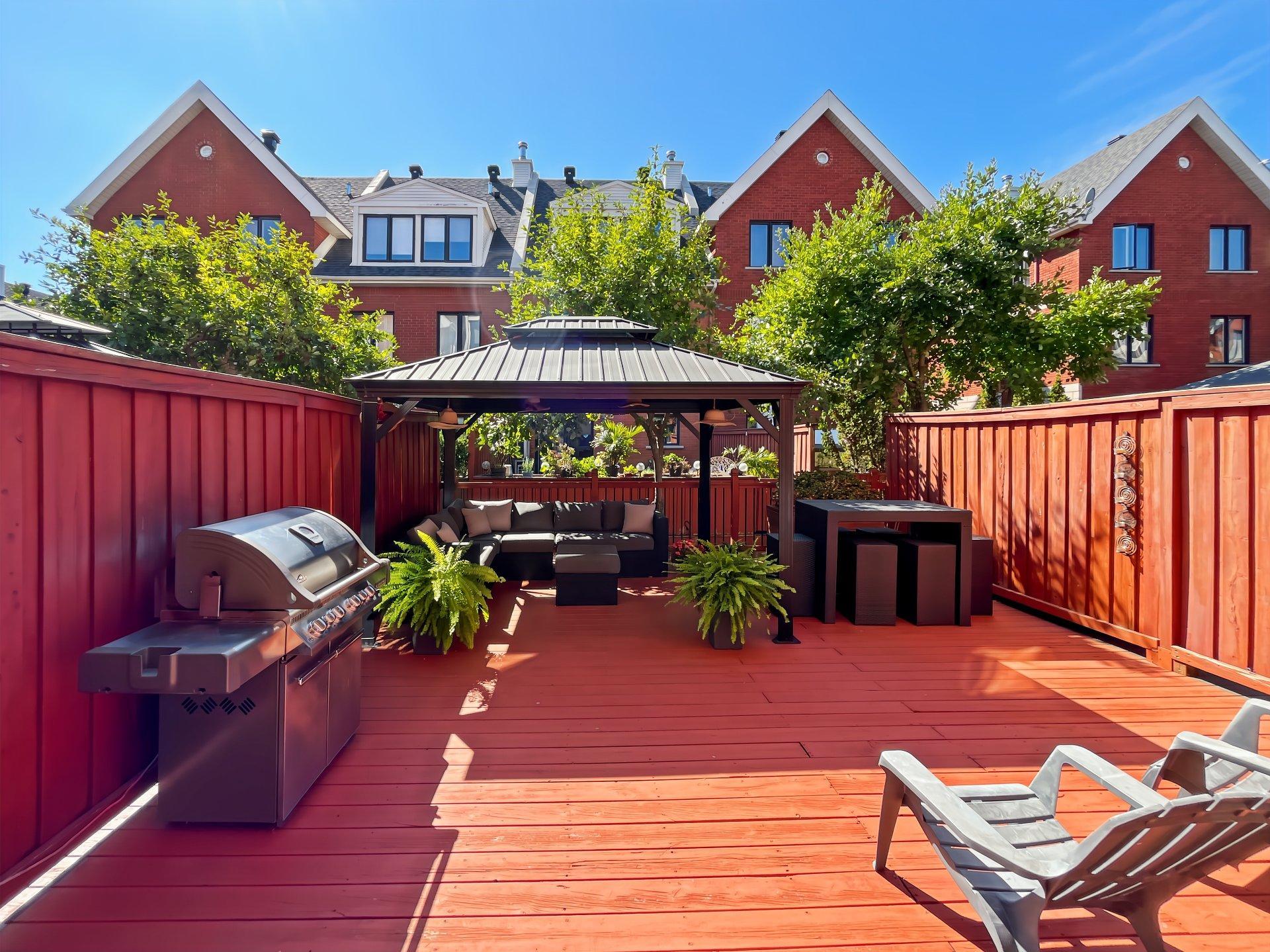 









2654


Av. Ernest-Hemingway

,
Montréal (Saint-Laurent),




QC
H4R3E7


