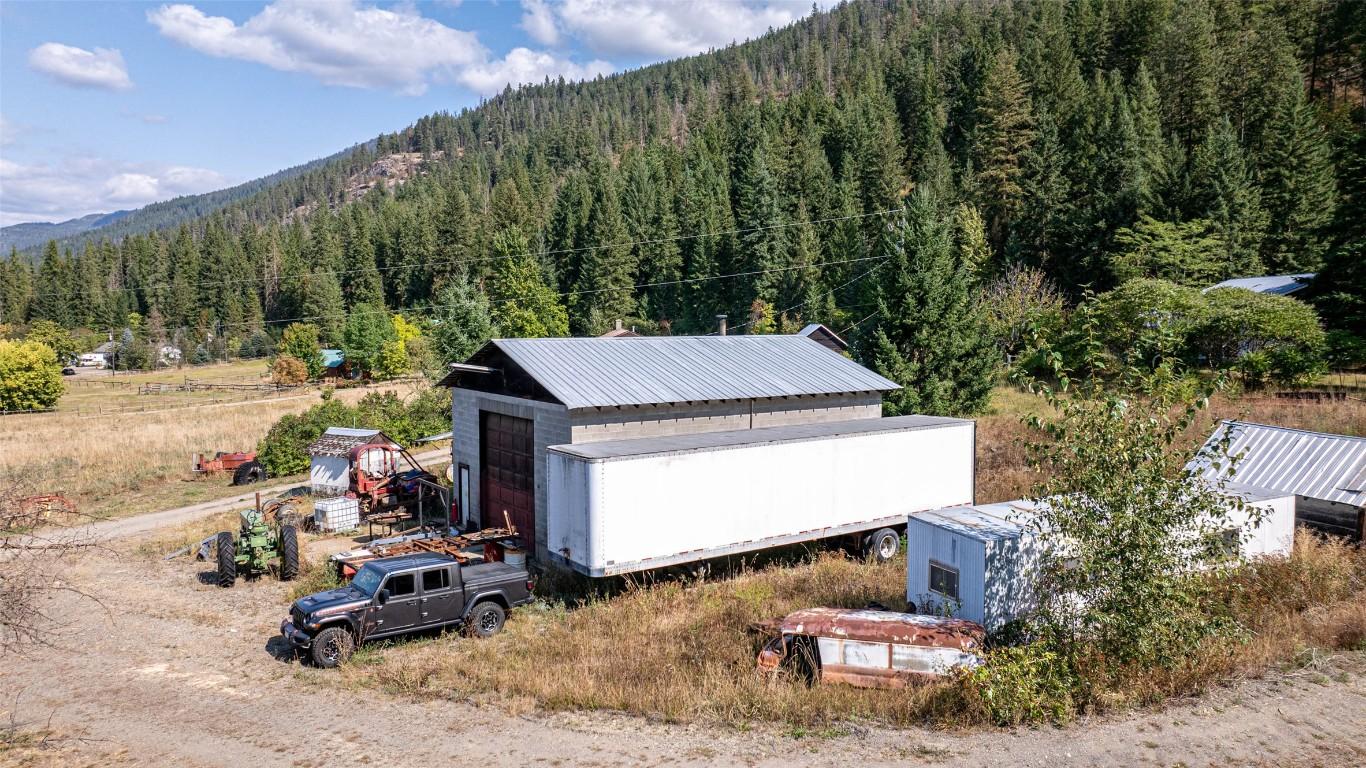 









4596


Back Enderby

Road,
Spallumcheen,




BC
V0E 1B8

