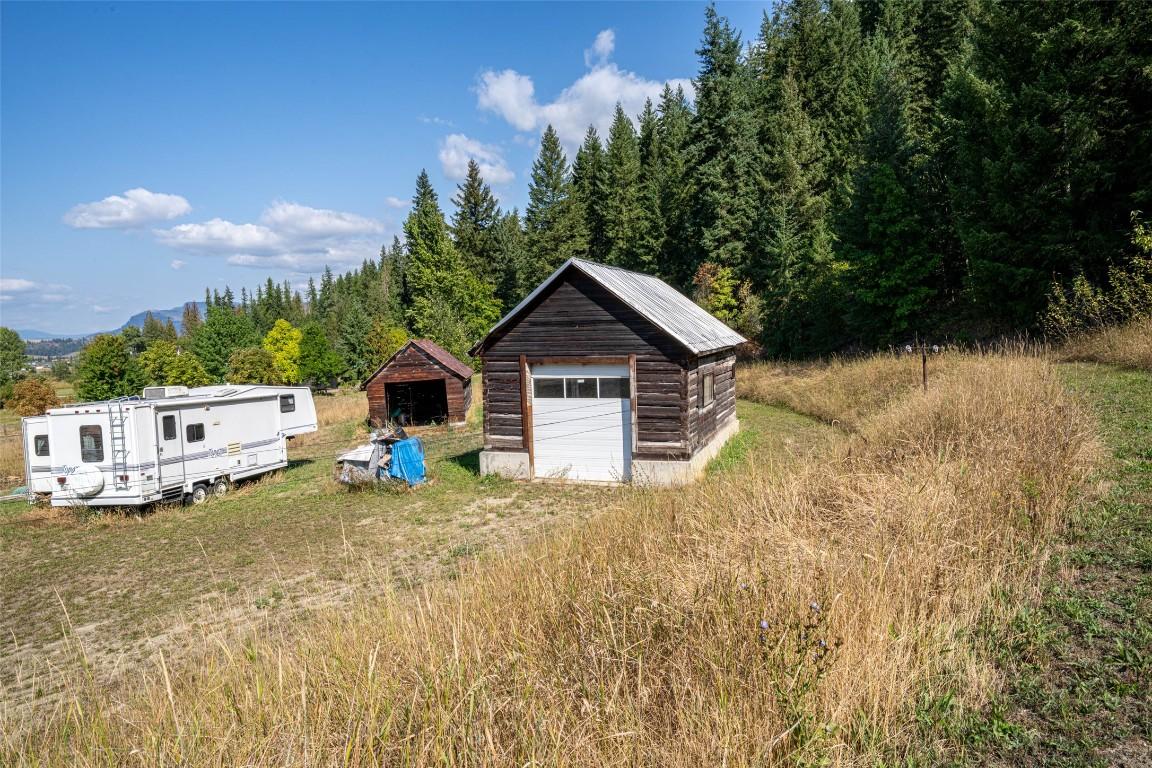 









4596


Back Enderby

Road,
Spallumcheen,




BC
V0E 1B8

