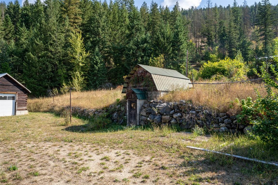









4596


Back Enderby

Road,
Spallumcheen,




BC
V0E 1B8

