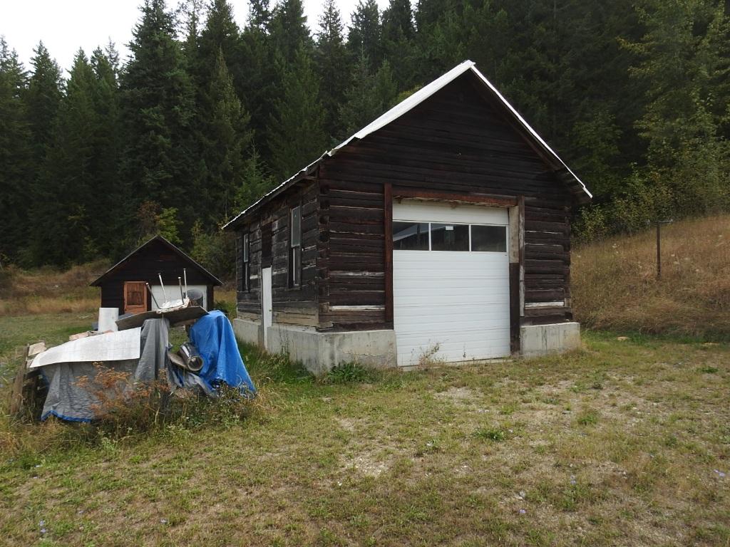 









4596


Back Enderby

Road,
Spallumcheen,




BC
V0E 1B8

