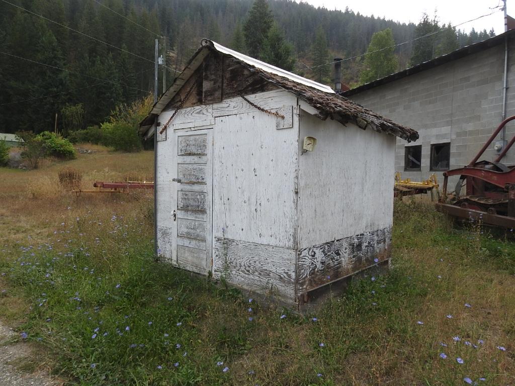 









4596


Back Enderby

Road,
Spallumcheen,




BC
V0E 1B8

