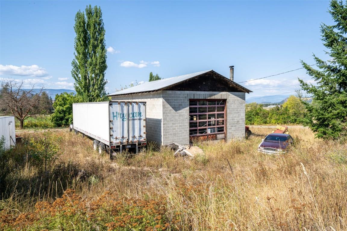 









4596


Back Enderby

Road,
Spallumcheen,




BC
V0E 1B8

