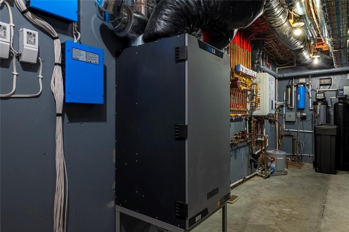 









8100, 8104


Silver Star

Road,
Vernon,




BC
V1B 3N1

